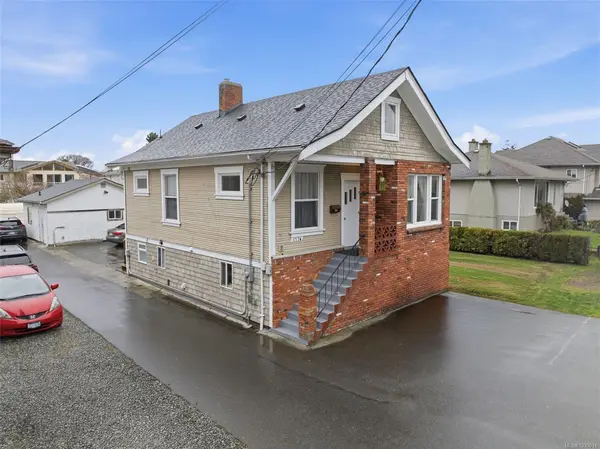 1776 Mckenzie Ave, Saanich BC V8N 1A7