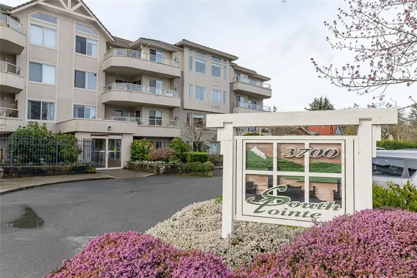3700 Carey Rd # 306, Saanich BC V8Z 4C2 - 2 bed, 2 bath in Saanich