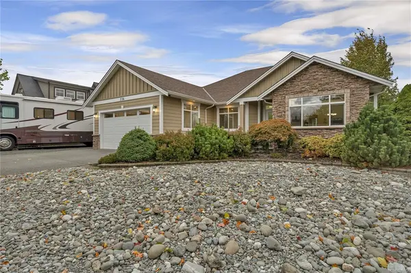 236 Virginia Dr, Campbell River BC V9W 8H7 - 3 bed, 3 bath in Campbell River