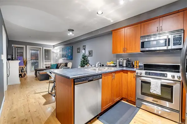 663 Goldstream Ave # 315, Langford BC V9B 2W9 - 1 bed, 1 bath in Langford