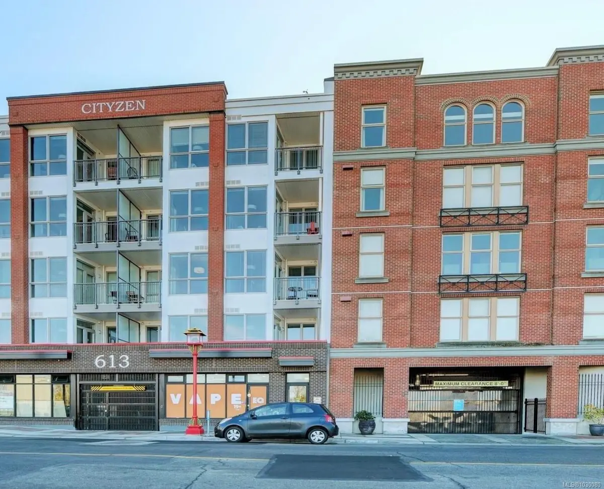 613 Herald St #301, Victoria BC V8X 1S8