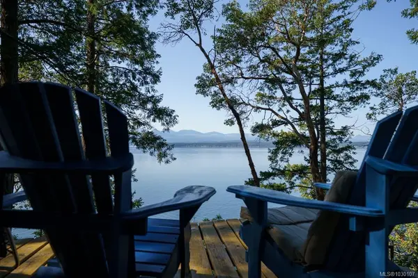 LT 8 Ruxton Island, Ruxton Island BC 000 000 - 3 bed, 1 bath in Ruxton Island