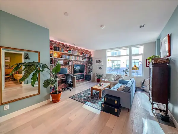 501 Park Pl # 301, Esquimalt BC V9A 0H3 - 1 bed, 1 bath in Esquimalt