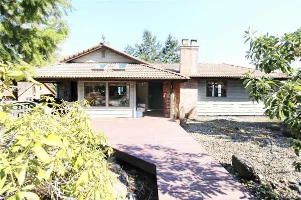 5904 Garvin Rd, Union Bay BC V0R 3B0