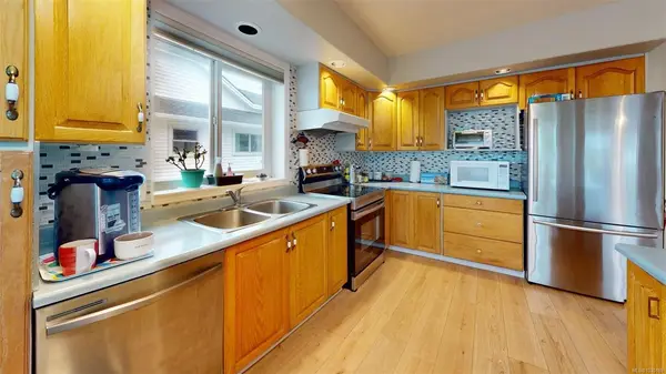 2216 Dockside Way, Nanaimo BC V9R 6T6