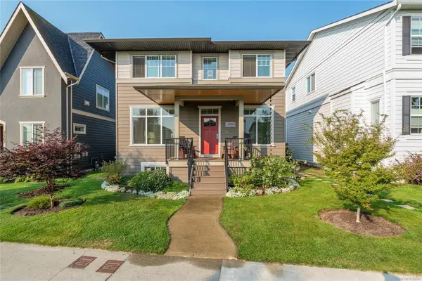 3460 SPARROWHAWK Ave, Colwood BC V9C 0L9 - 5 bed, 4 bath in Colwood