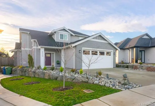 2013 Mountain Vista Dr, Nanaimo BC V9T 0L4