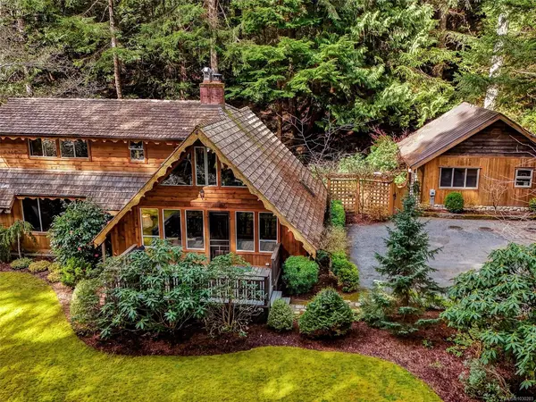 3781 Phillips Rd, Sooke BC V9Z 0Y3 - 3 bed, 4 bath in Sooke