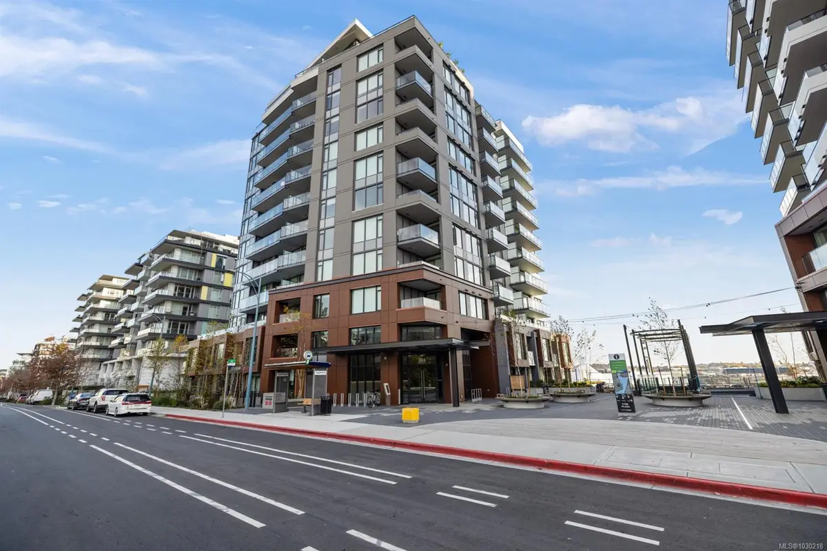 369 Tyee Rd #204, Victoria BC V9A 0B6