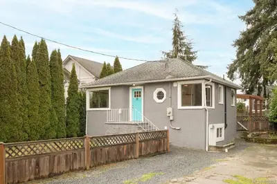 11 Fourth St, Nanaimo BC V9R 1S6