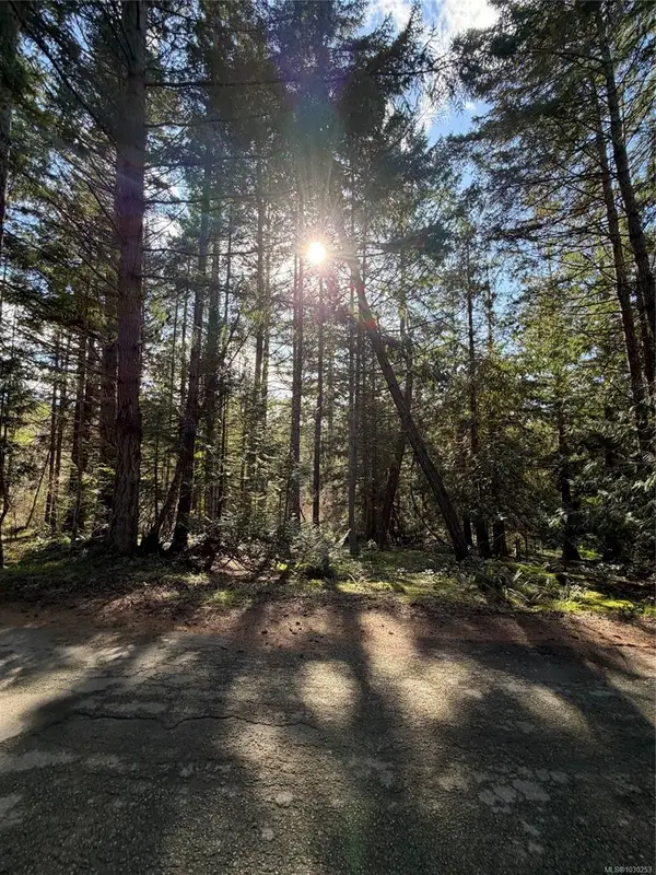 2359 Kendall Rd, Nanaimo BC V9X 1W8 - 1 bed, 1 bath in Nanaimo