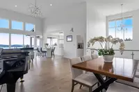 View 16