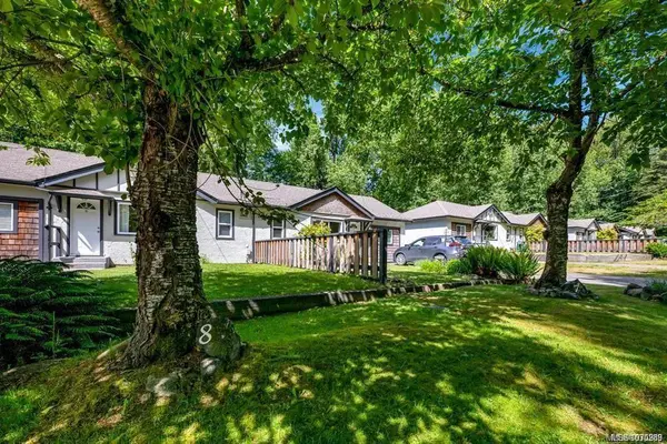 8033 Greendale Rd, Lake Cowichan BC V0R 2G0