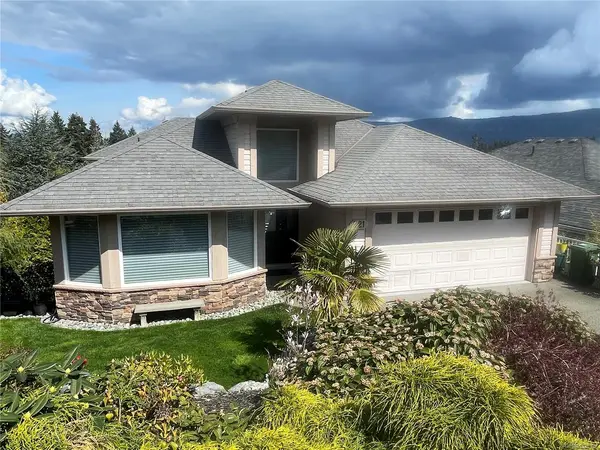 721 Country Club Dr, Cobble Hill BC V0R 1L1 - 3 bed, 3 bath in Cobble Hill