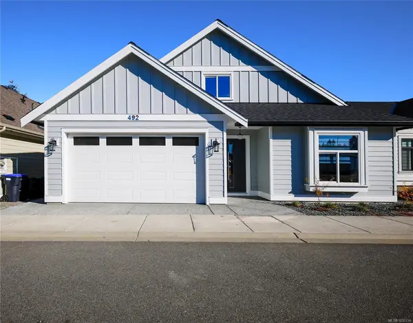 492 Hampstead St, Parksville BC V9P 0G5