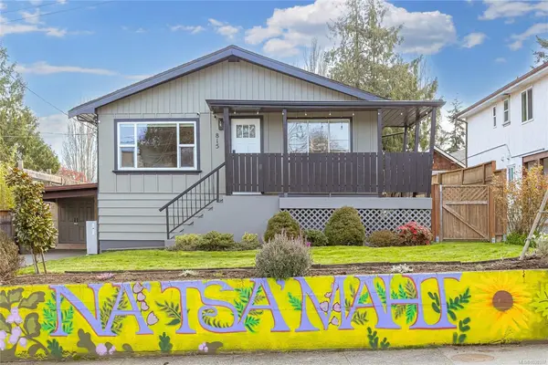 815 Hereward Rd, Victoria BC V9A 4C9