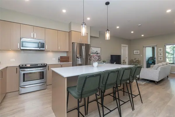 290 Wilfert Rd # 303, View Royal BC V9C 0H6 - 2 bed, 2 bath in View Royal