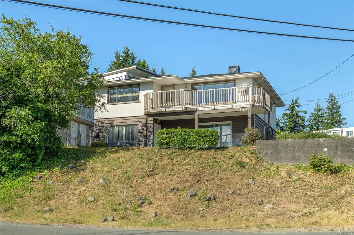 872 Birch St, Campbell River BC V9W 2T4