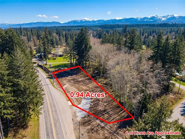 Lot 4 Island Hwy S, Royston BC V9N 9T1