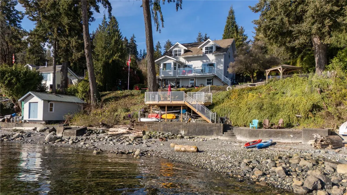 319 Chemainus Rd, Ladysmith BC V9G 1X9