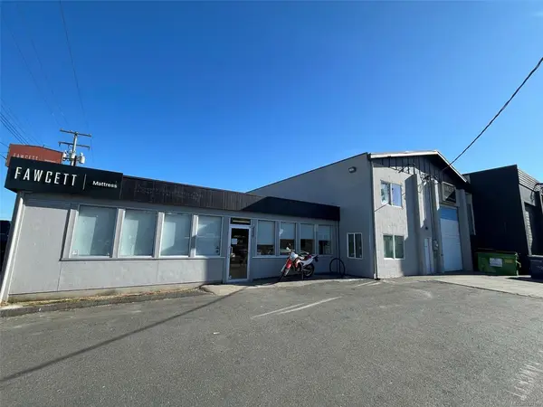 2615 Turner St, Victoria BC V8T 4T8