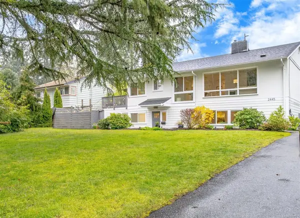 2445 Holyrood Dr, Nanaimo BC V9S 4K7