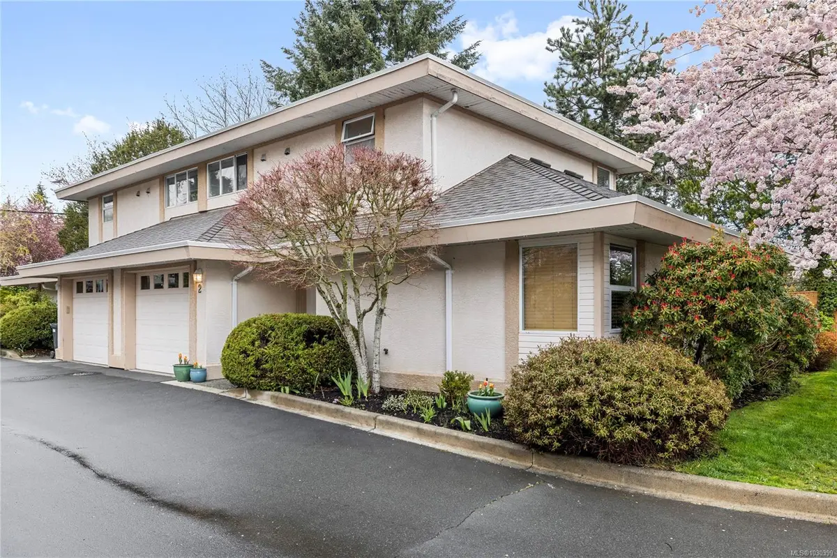 290 Corfield St S #2, Parksville BC V9P 2G7