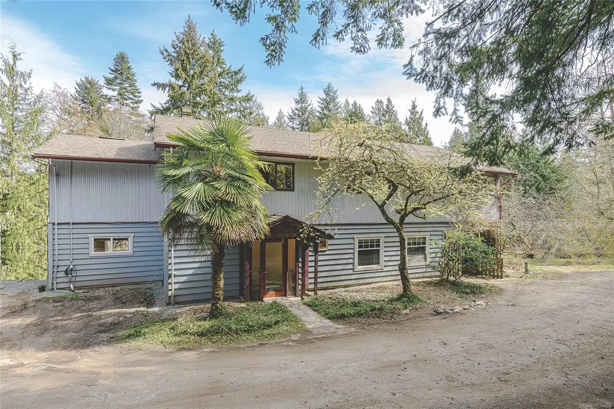 821 Fulford-Ganges Rd, Salt Spring BC V8K 2G4