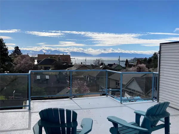 333 Robert St # 11, Victoria BC V9A 3L3