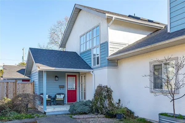 211 Henry St, Victoria BC V9A 3H8 - 2 bed, 3 bath in Victoria