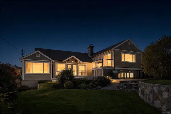 3023 Westdowne Rd, Oak Bay BC V8R 5G3