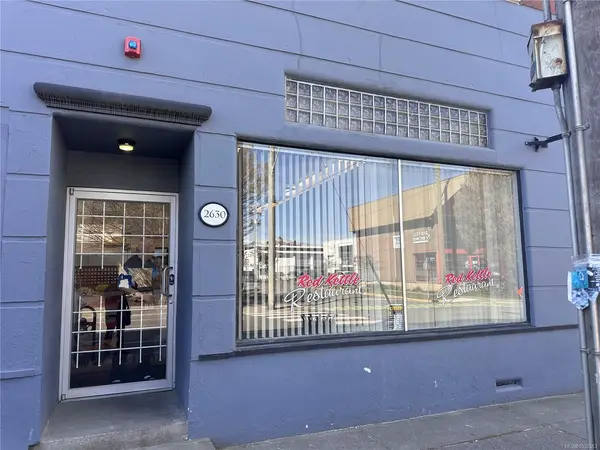 2630 Bridge St, Victoria BC V8T 4S9