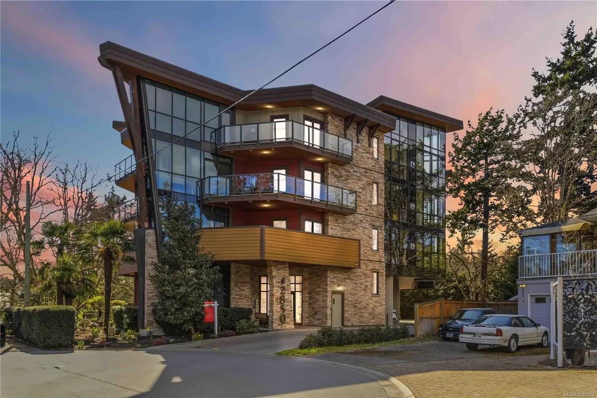 2850 Aldwynd Rd #301, Langford BC V9B 3S7