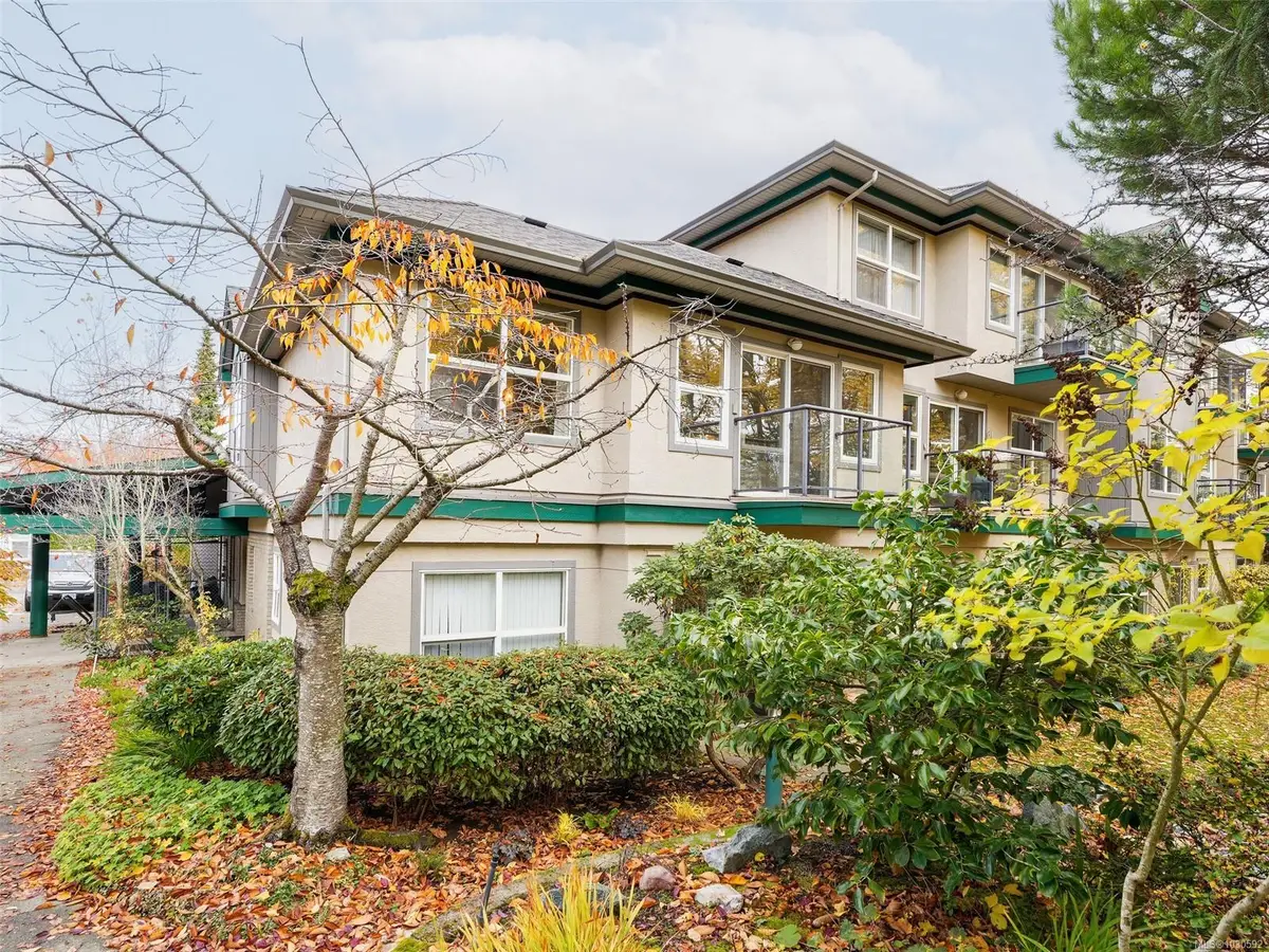 1485 Garnet Rd # 213, Saanich BC V8P 5T5