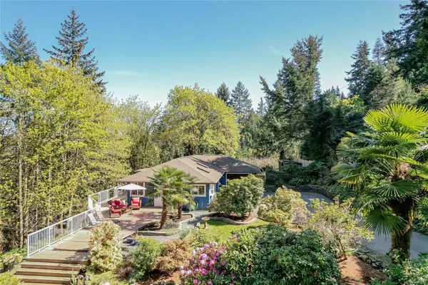 170 Woodland Dr, Salt Spring BC V8K 1K2