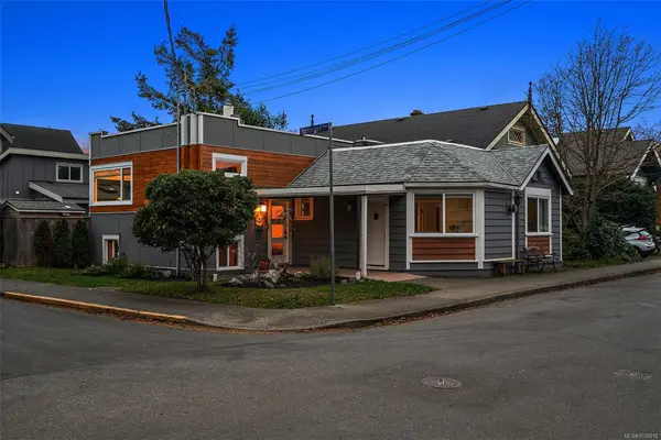 1779 Lillian Rd, Victoria BC V8S 1L3