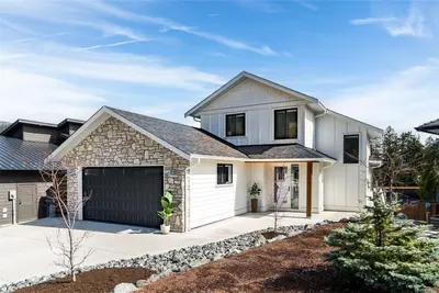 9386 Lakefront Rise, Lake Cowichan BC V0R 2G1