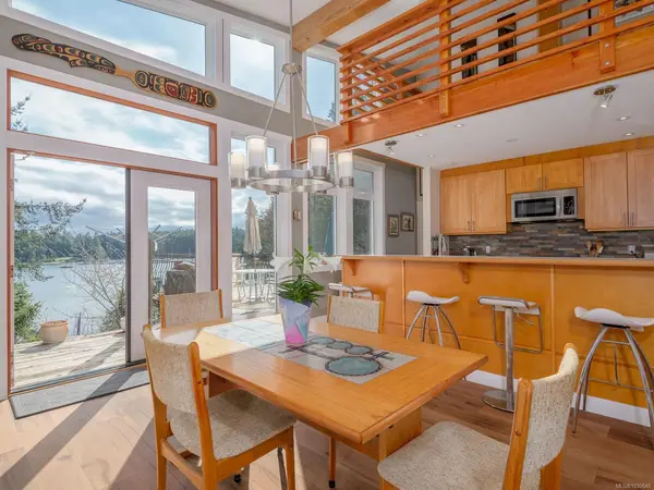 59 Pilkey Point Rd, Thetis Island BC V0R 2Y0 - 2 bed, 3.0 bath in Thetis Island