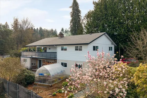 11041 Chemainus Rd, Saltair BC V9G 1Z2 - 3 bed, 3.0 bath in Saltair