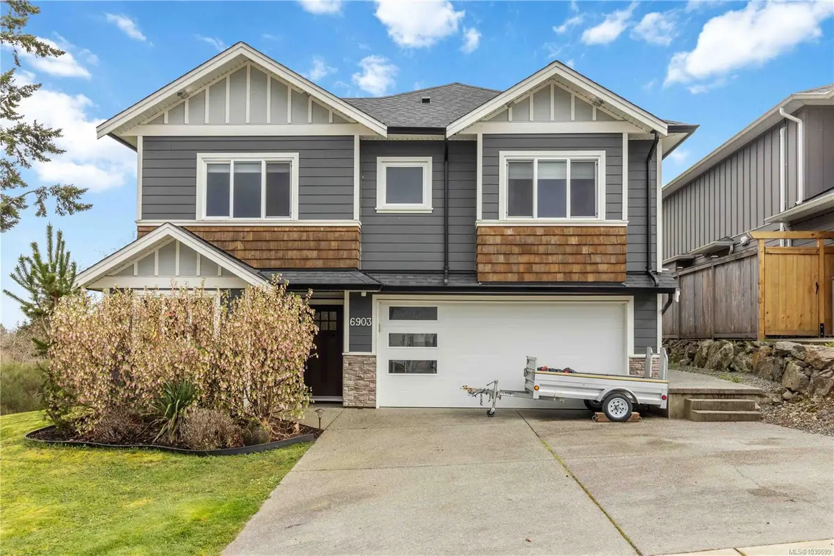 6903 Burr Dr, Sooke BC V9Z 0L1