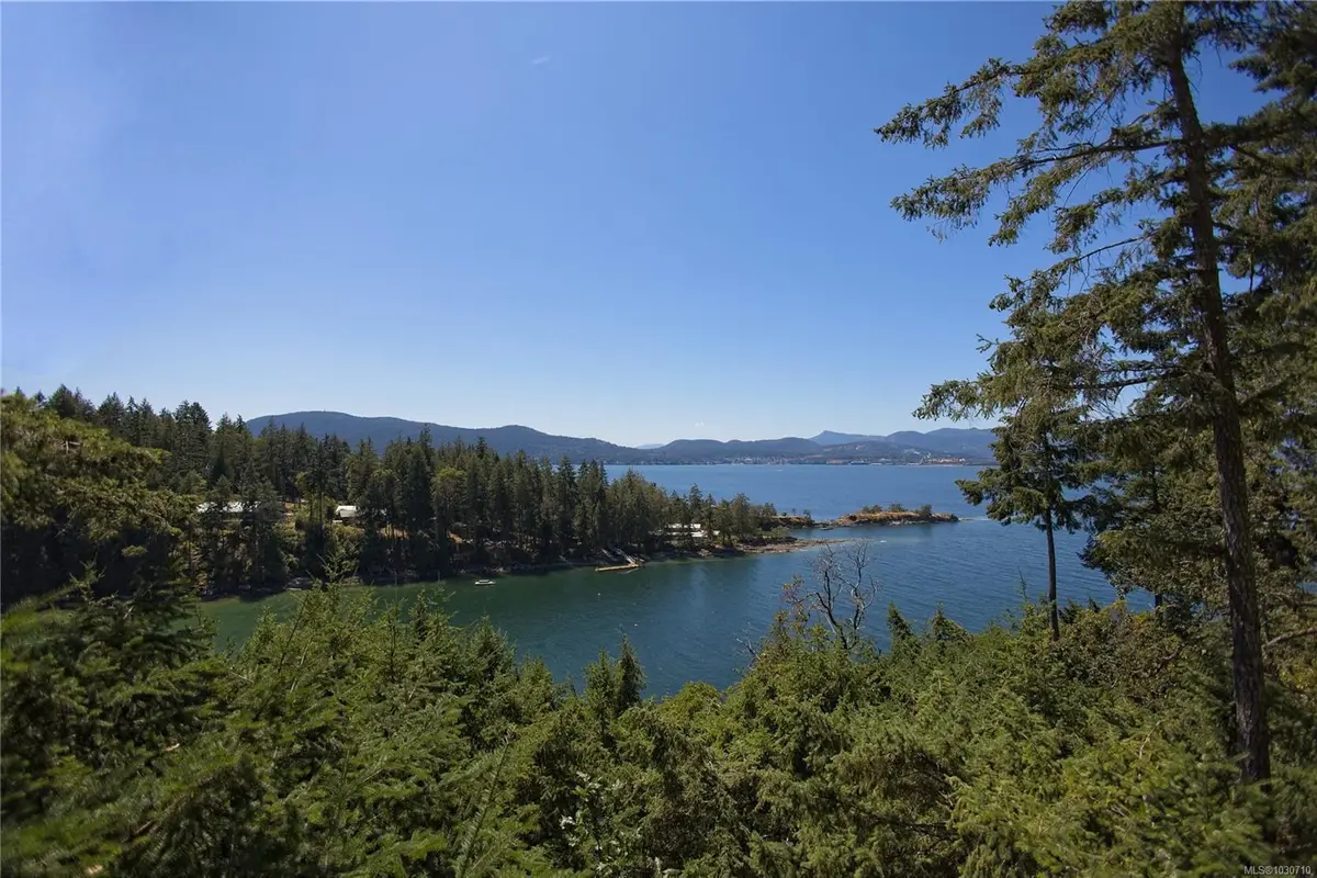 155 Mountain Park Dr, Salt Spring BC V8K 1G3
