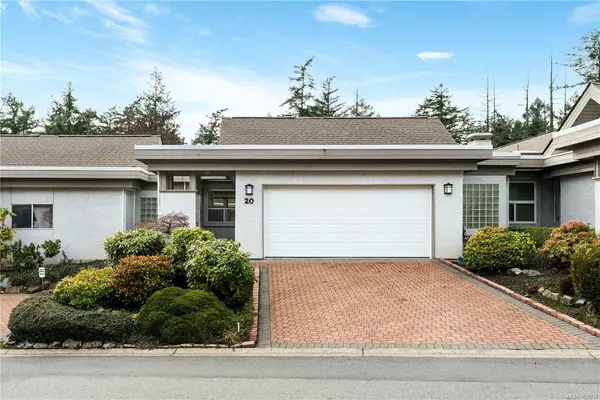 928 Bearwood Lane # 20, Saanich BC V8Y 3G8