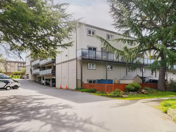 991 Cloverdale Ave # 201, Saanich BC V8X 2T5 - 2 bed, 1 bath in Saanich