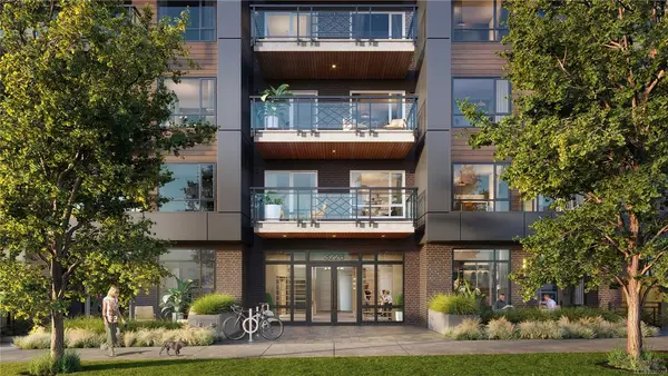 3226 Shelbourne St # 415, Saanich BC V8P 5G8