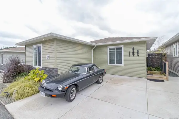 7650 Qwuc chus Lane # 24, Central Saanich BC V8M 0B4