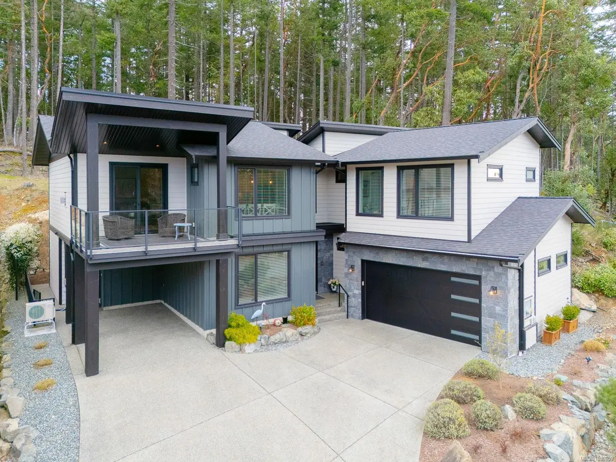 3829 Glen Oaks Dr, Nanaimo BC V9T 0G8