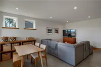 View 32