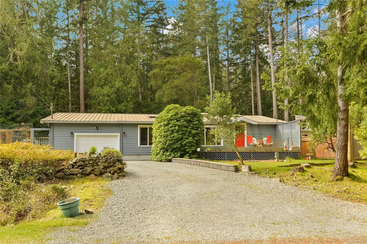 514 Aya Reach Rd, Mayne Island BC V0N 2J2