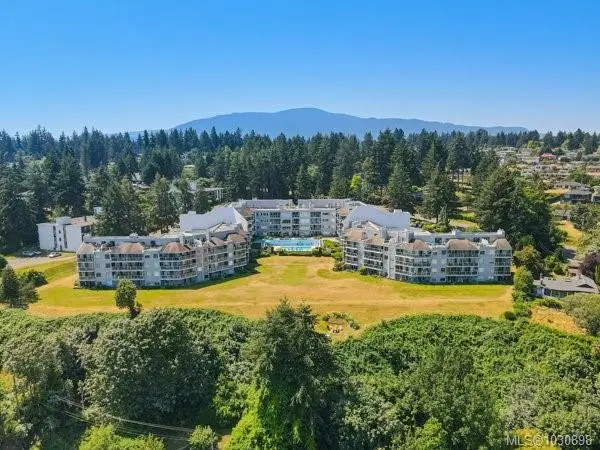 2562 Departure Bay Rd # 611, Nanaimo BC V9S 5P1