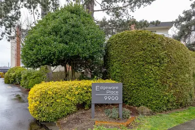 9900 Fifth St # 303, Sidney BC V8L 2X3